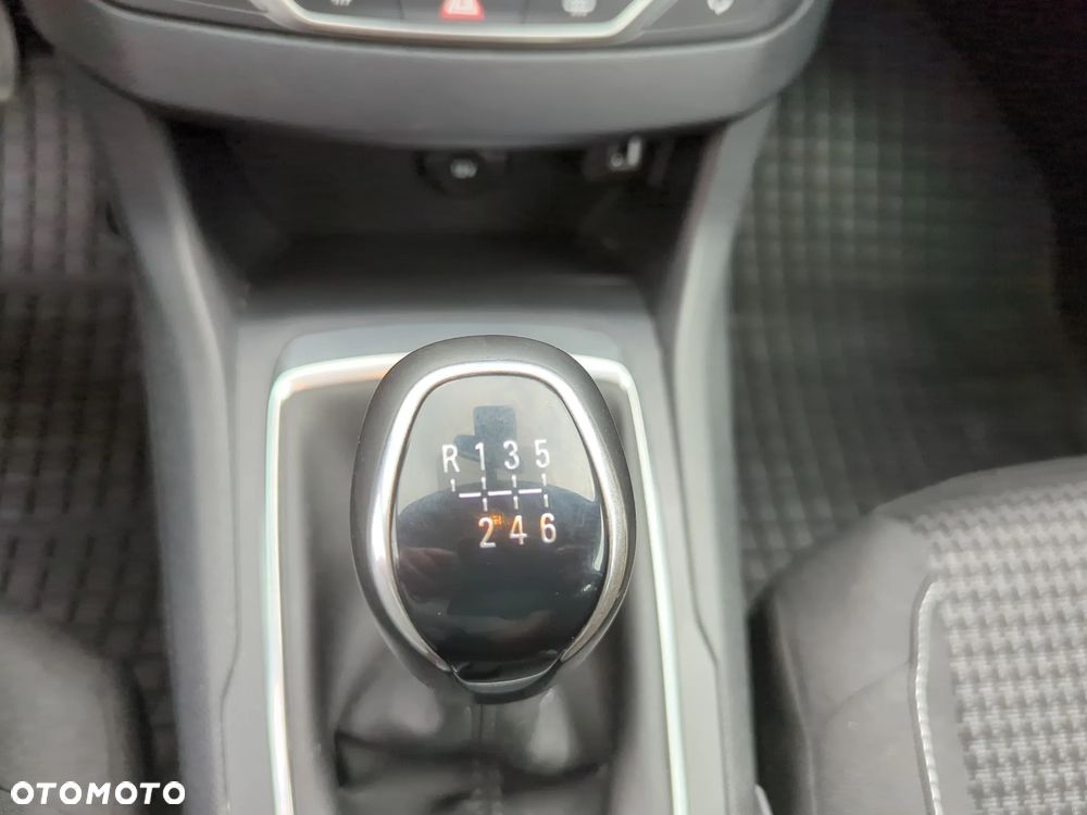 Peugeot 308 1.5 BlueHDi Business Line S&S - 23