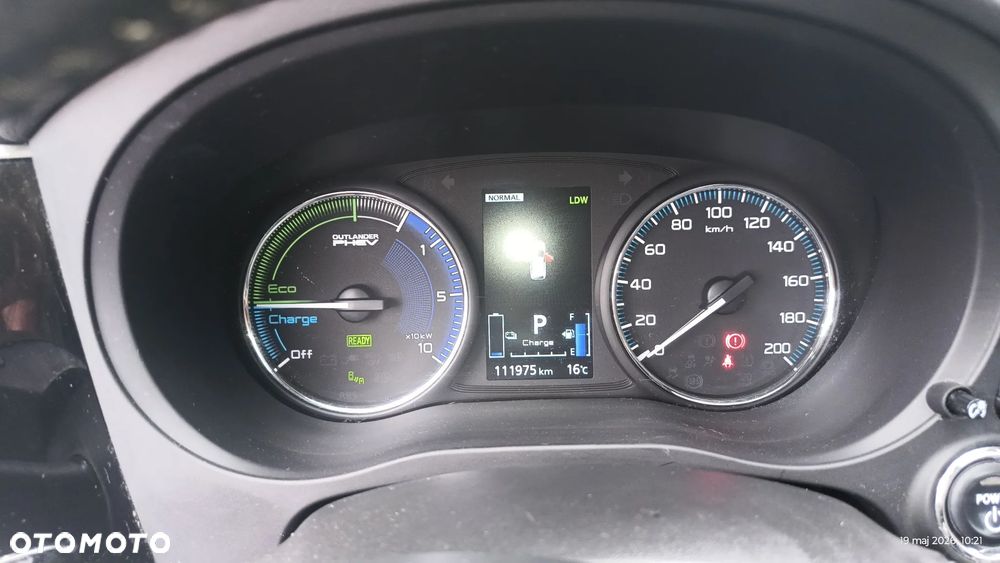 Mitsubishi Outlander - 27