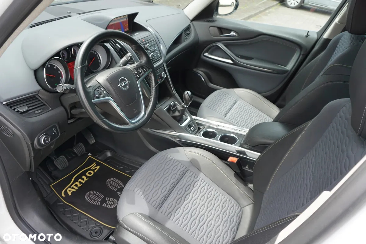 Opel Zafira - 27
