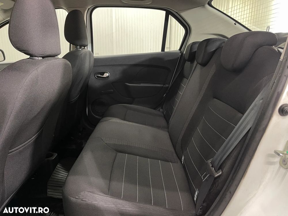 Dacia Logan 1.5 Blue dCi Laureate - 12