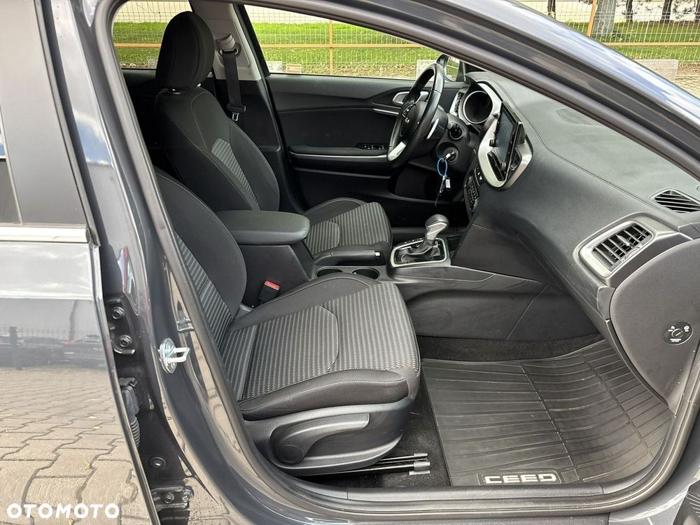 Kia Ceed 1.5 T-GDI Business Line DCT - 15