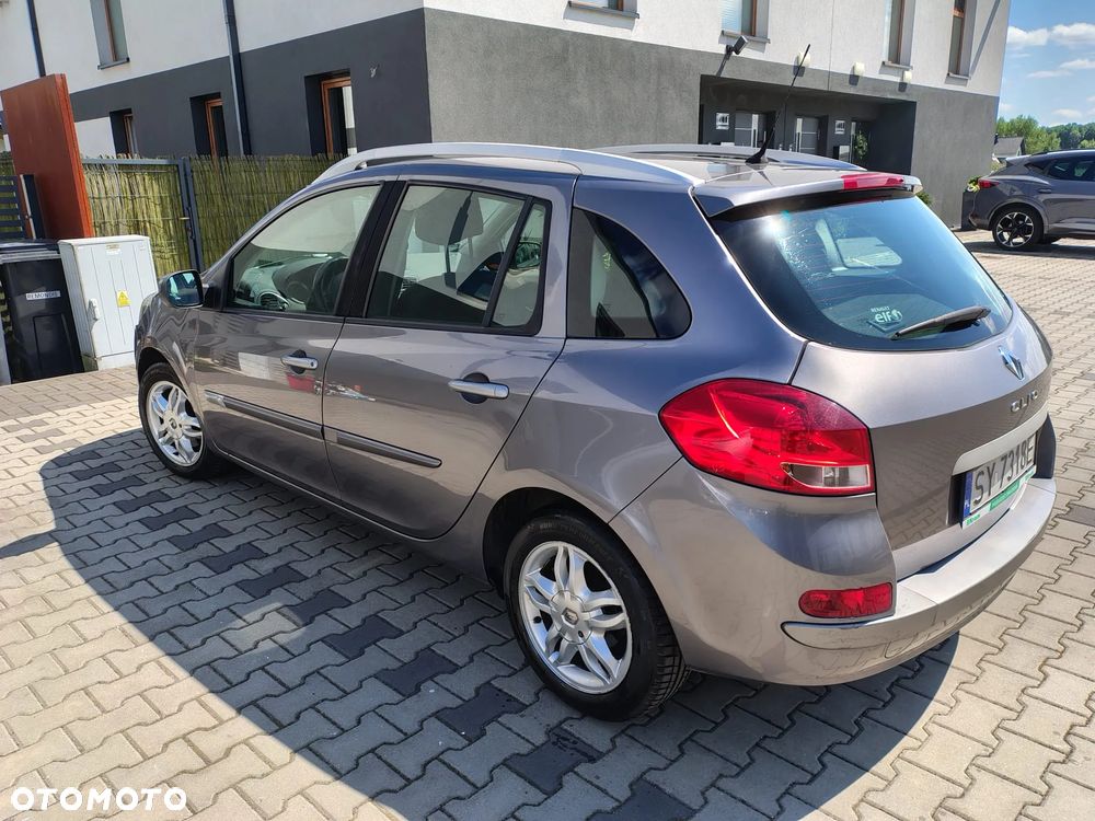 Renault Clio - 20