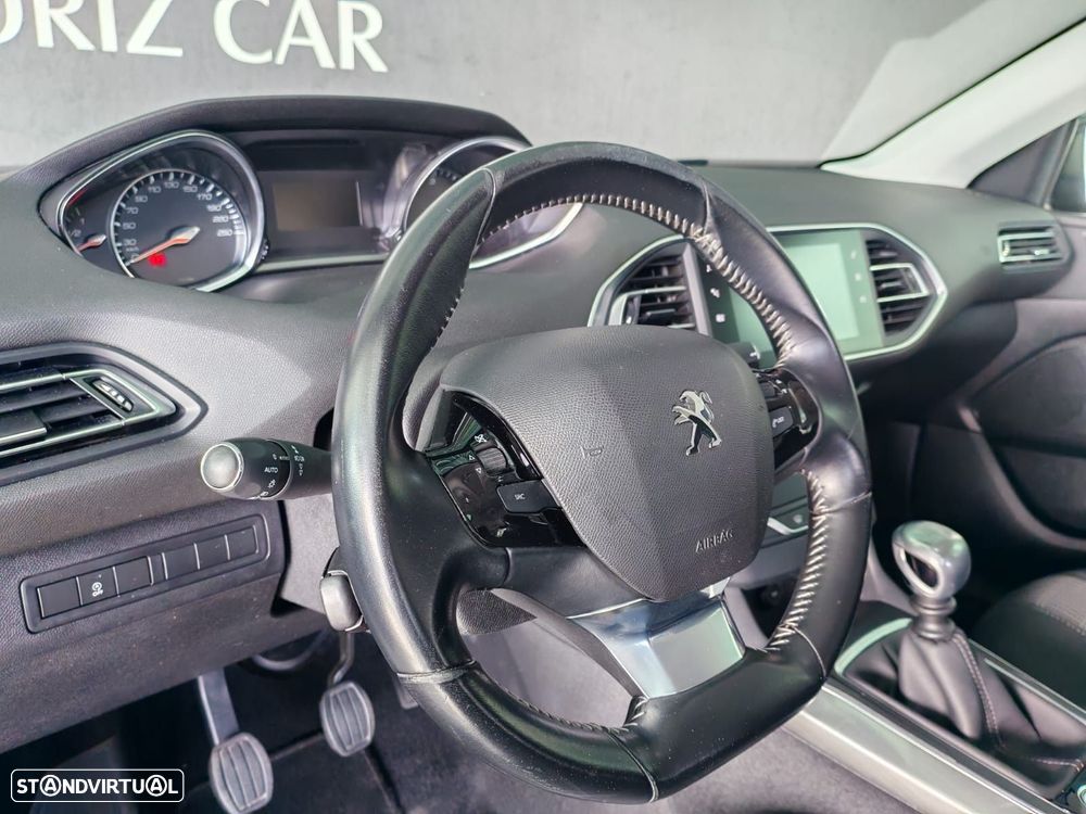 Peugeot 308 SW 1.5 BlueHDi Style - 11