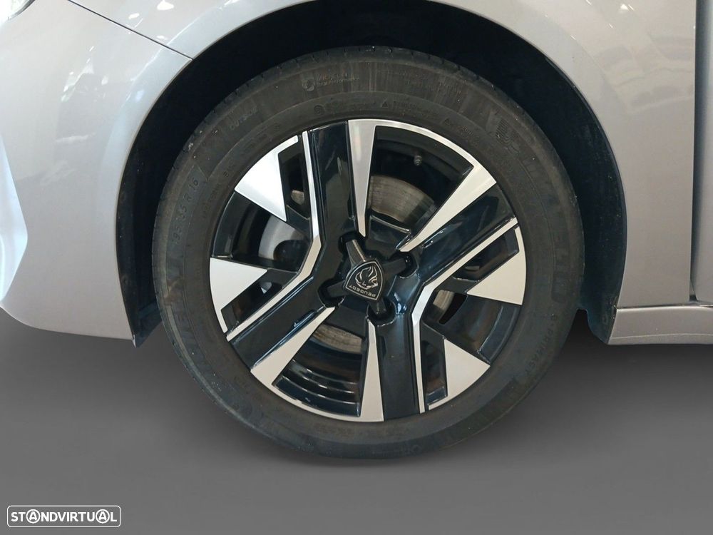 Peugeot 208 - 14
