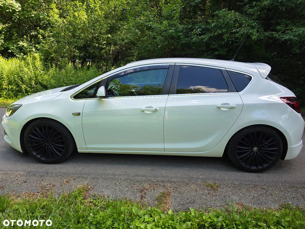 Opel Astra 1.4 T Sport EU6 - 17