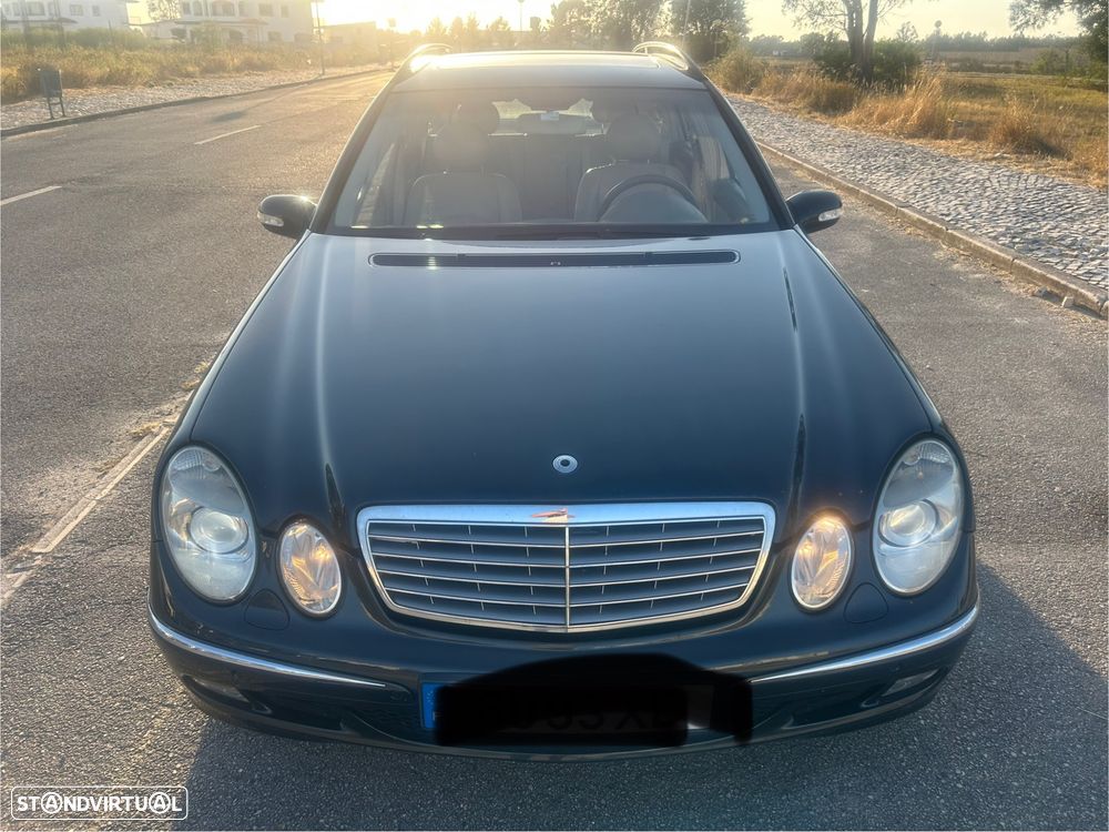 Mercedes-Benz E 270 - 1
