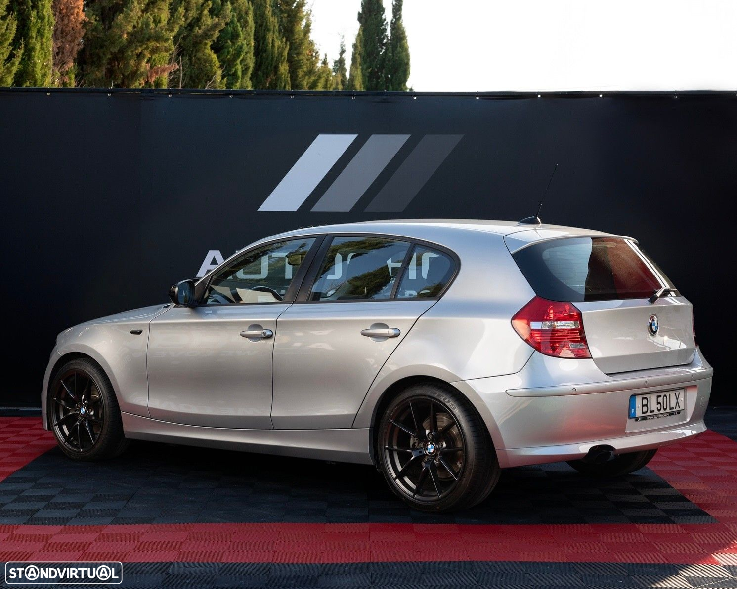 BMW 118 d Pack M - 4
