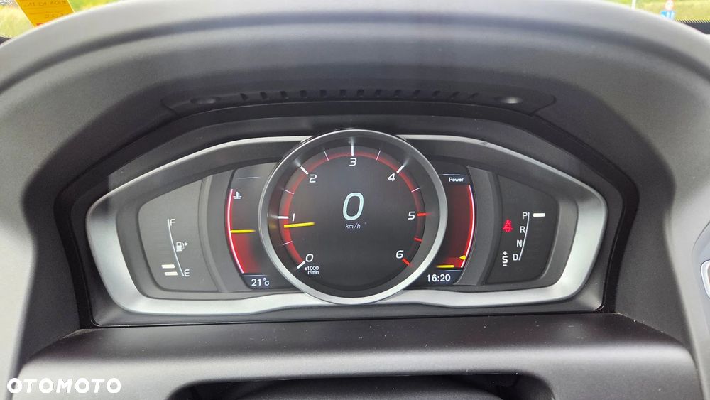 Volvo XC 60 D3 Geartronic Momentum - 18