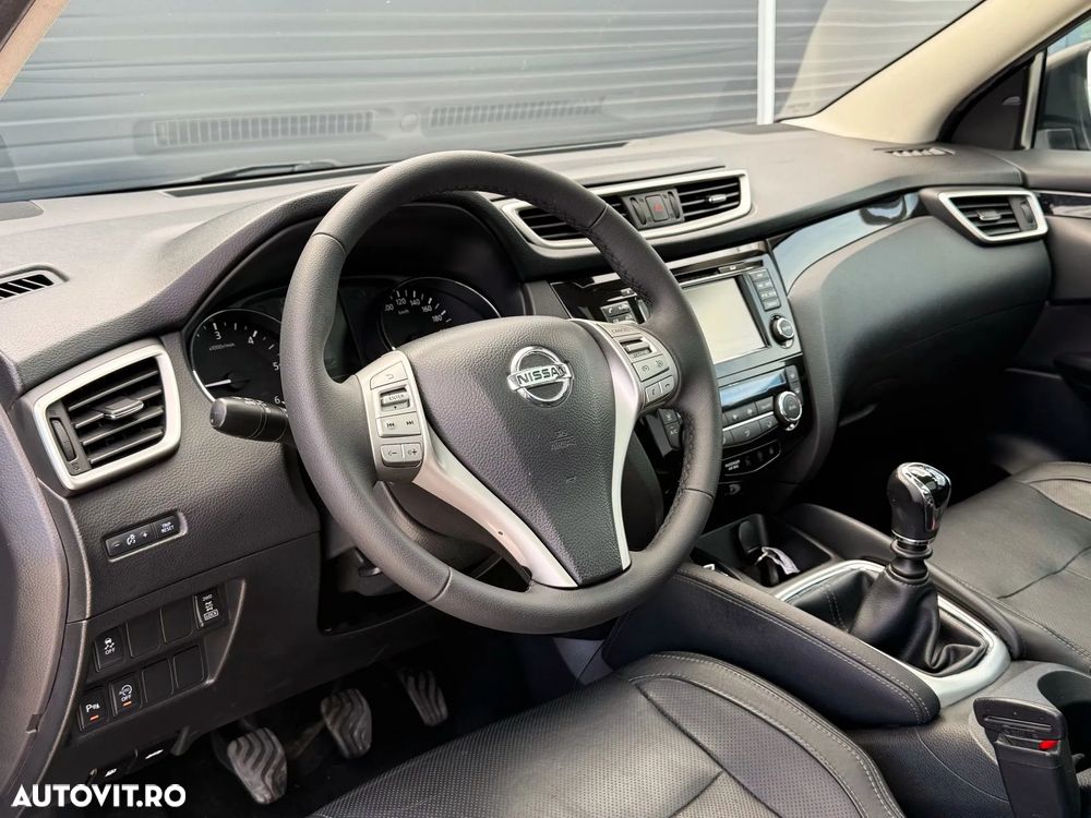 Nissan Qashqai 1.6 DCI ALL-MODE 4x4i TEKNA+ - 17