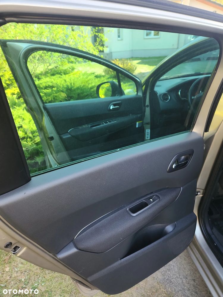 Peugeot 5008 120 VTi Access - 15