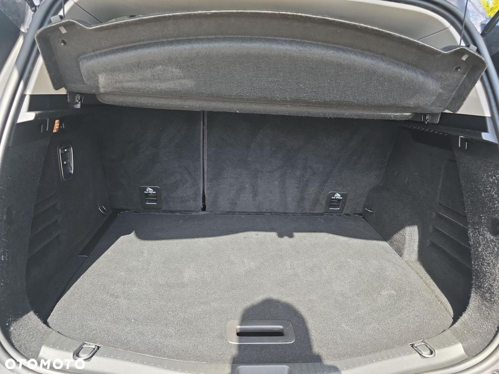 Renault Scenic 1.7 Blue dCi Intens - 17