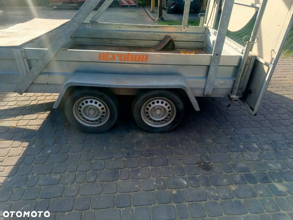 Inny Strobos U26a - 3