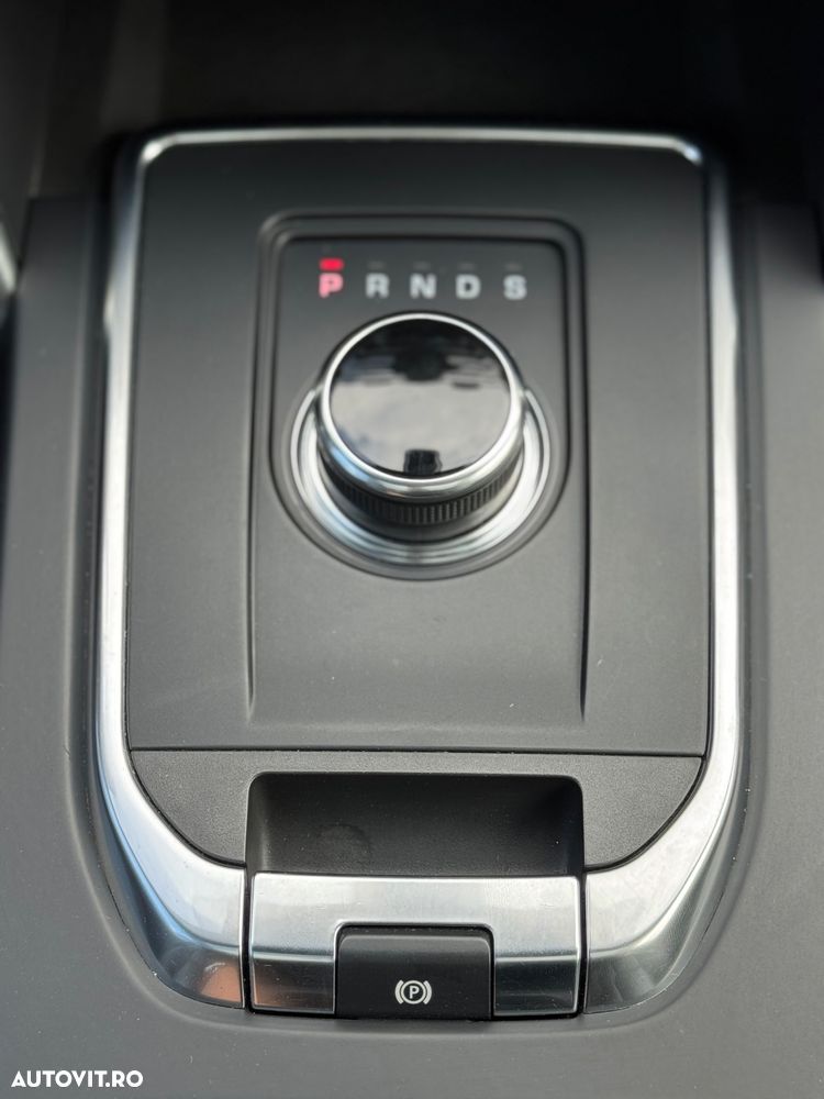 Land Rover Discovery Sport - 13