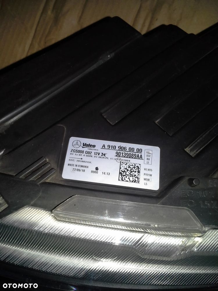 Mercedes Sprinter 907 lampy - 6