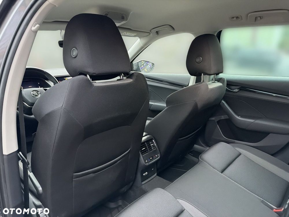 Skoda Octavia 2.0 TDI Ambition DSG - 21