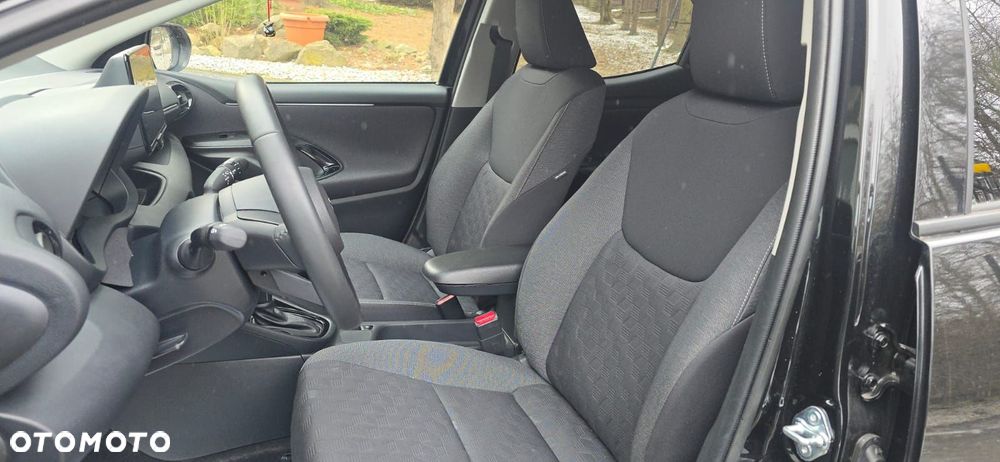 Toyota Yaris 1.5 Premium CVT - 19