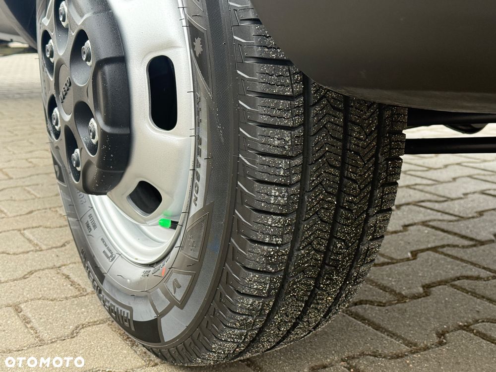 Iveco DAILY 35/50-180 3.0 HPI 180KM WYWROTKA 3-stronna ! 95 tyś km! Resor +Poduszka! NAVI! Kamera Cofania!! - 32