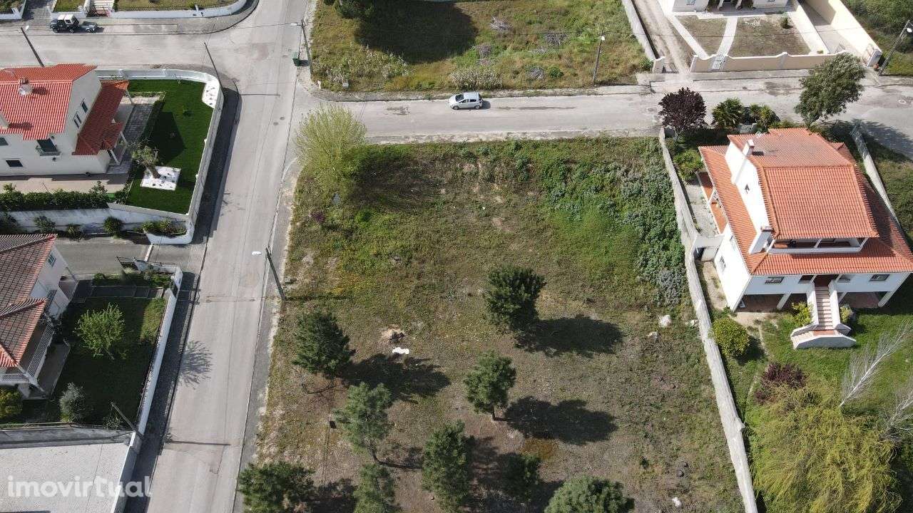 Lote para construção na periferia da cidade de Ourém - Grande imagem: 3/18