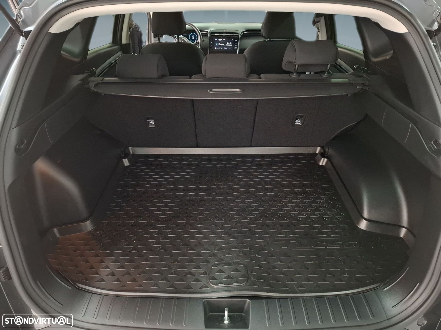 Hyundai Tucson 1.6 T-GDI HEV Premium - 23