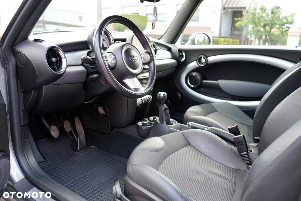 MINI Cooper Standard - 7