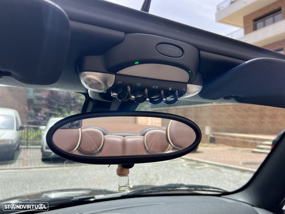 MINI Cabrio Cooper D Highgate - 46