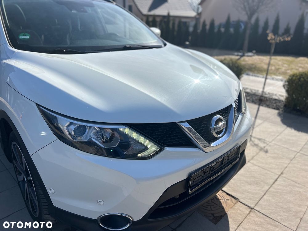 Nissan Qashqai 1.6 DCi Xtronic TEKNA - 6