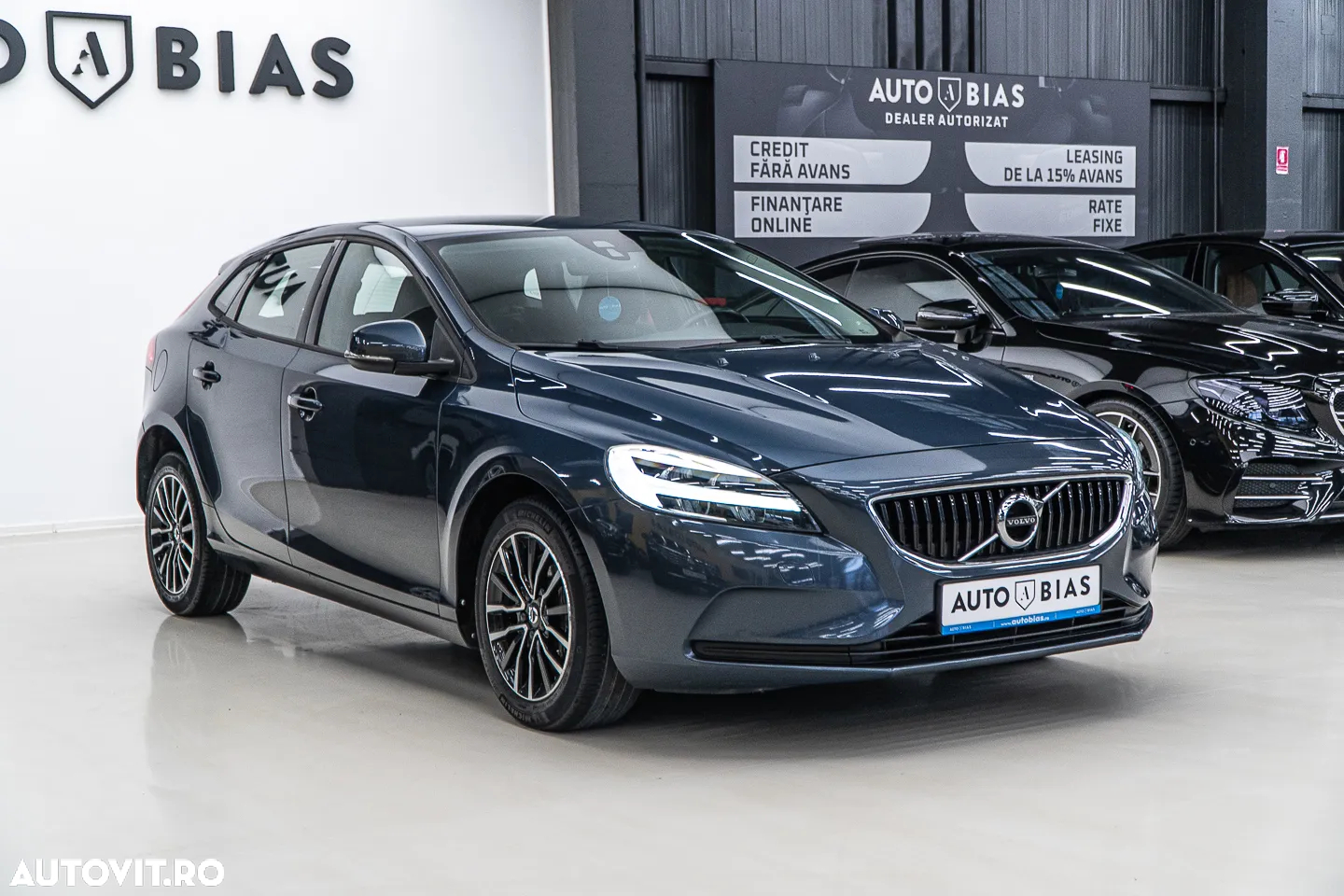Volvo V40 D2 Aut. Momentum - 3