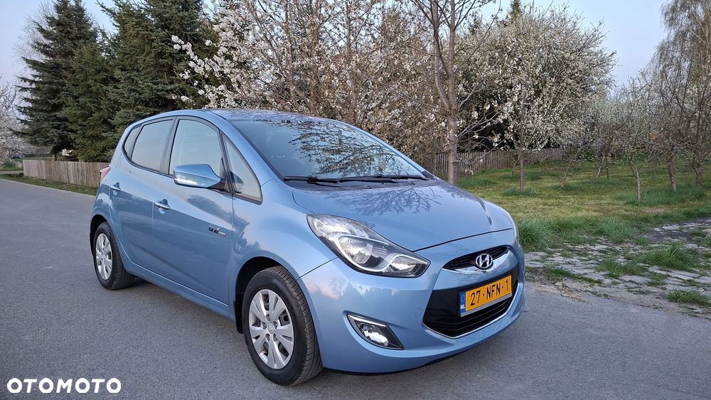 Hyundai ix20 1.4 blue - 3