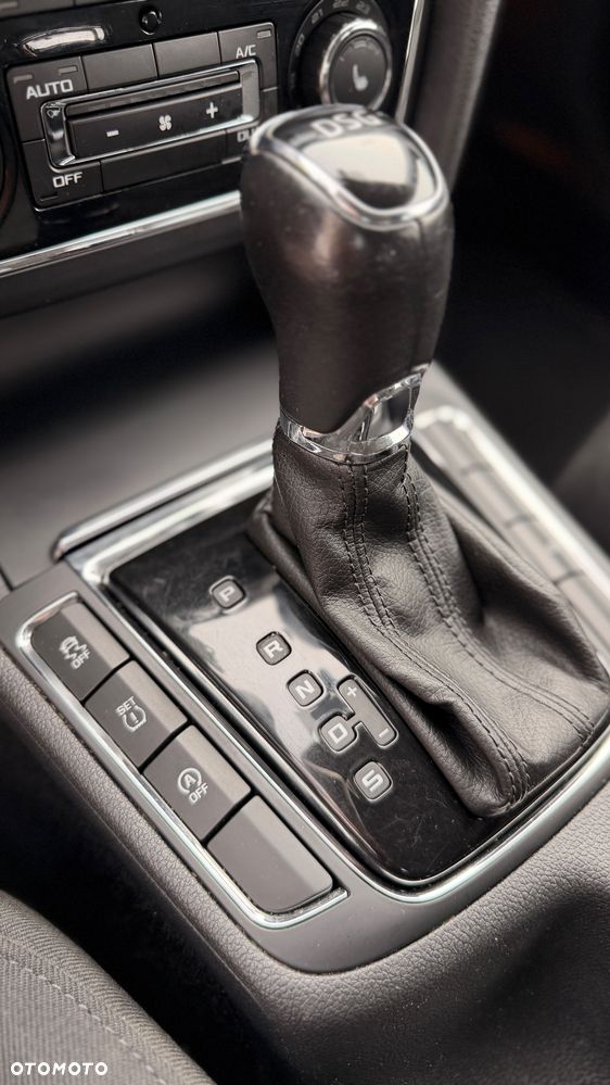 Skoda Superb 2.0 TDI DSG Ambition - 19