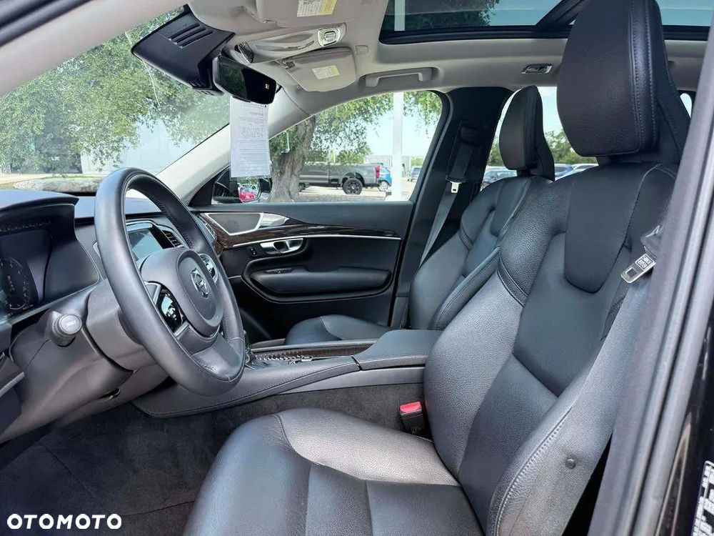 Volvo XC 90 - 10