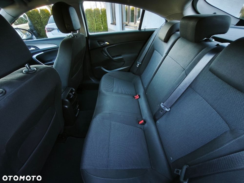 Opel Insignia - 14