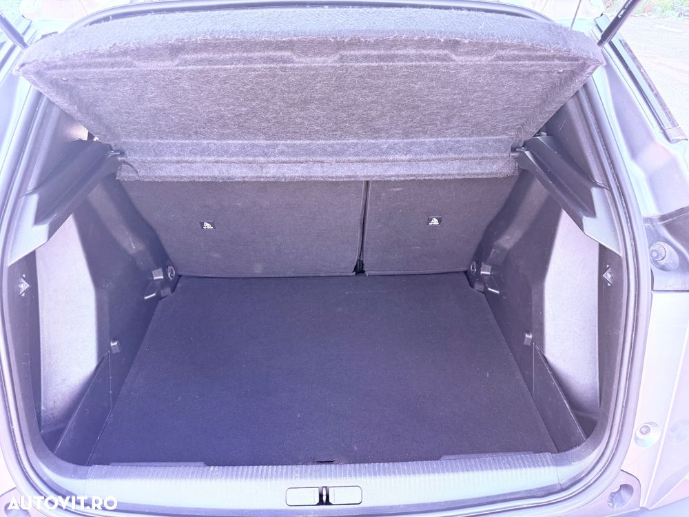 Peugeot 2008 1.2 PureTech EAT8 STT Allure Pack - 27