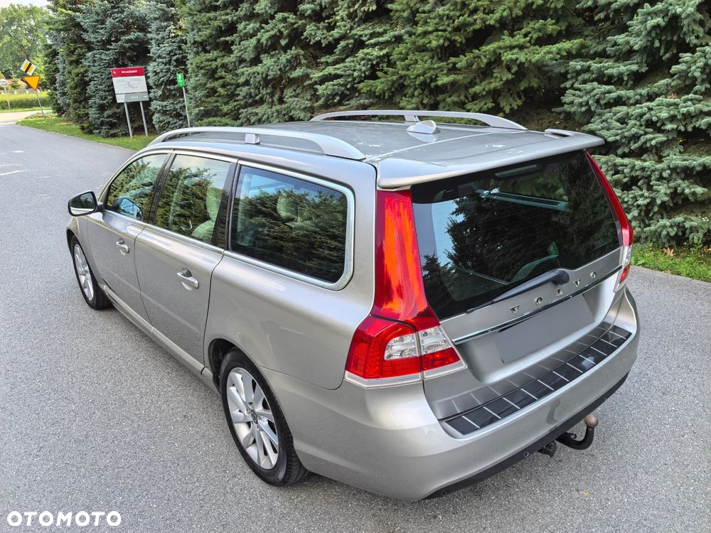 Volvo V70 D2 Dynamic Momentum - 28