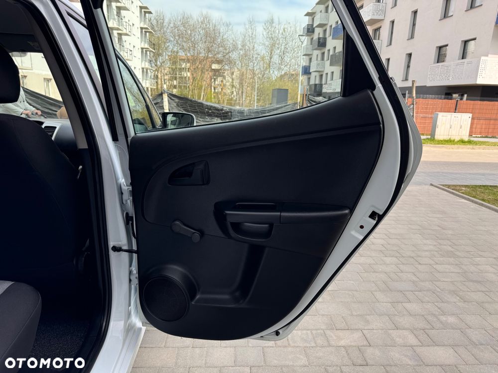 Kia Venga 1.4 Business Line - 26