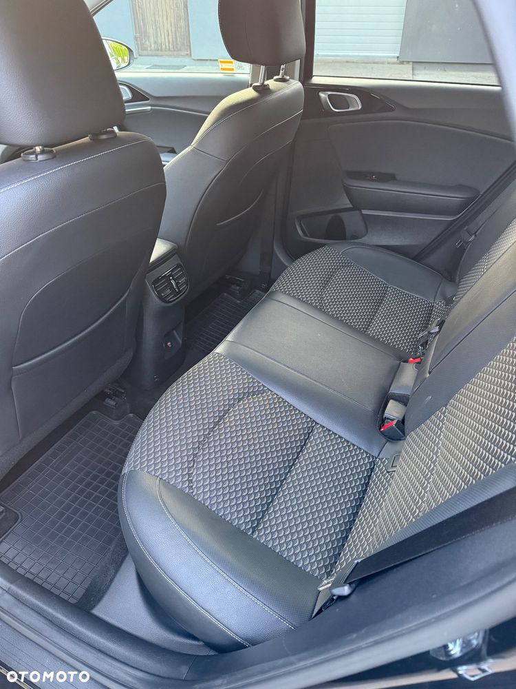 Kia Ceed 1.5 T-GDI Tribute DCT - 12