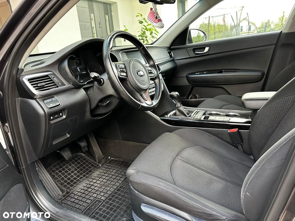 Kia Optima 1.7 CRDI L - 11