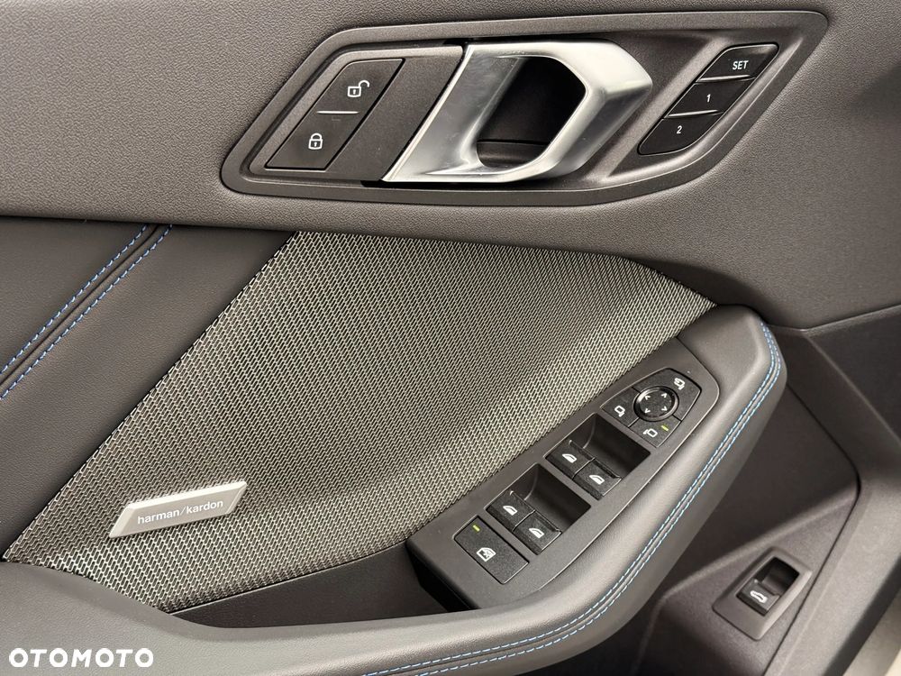 BMW Seria 1 120 - 25