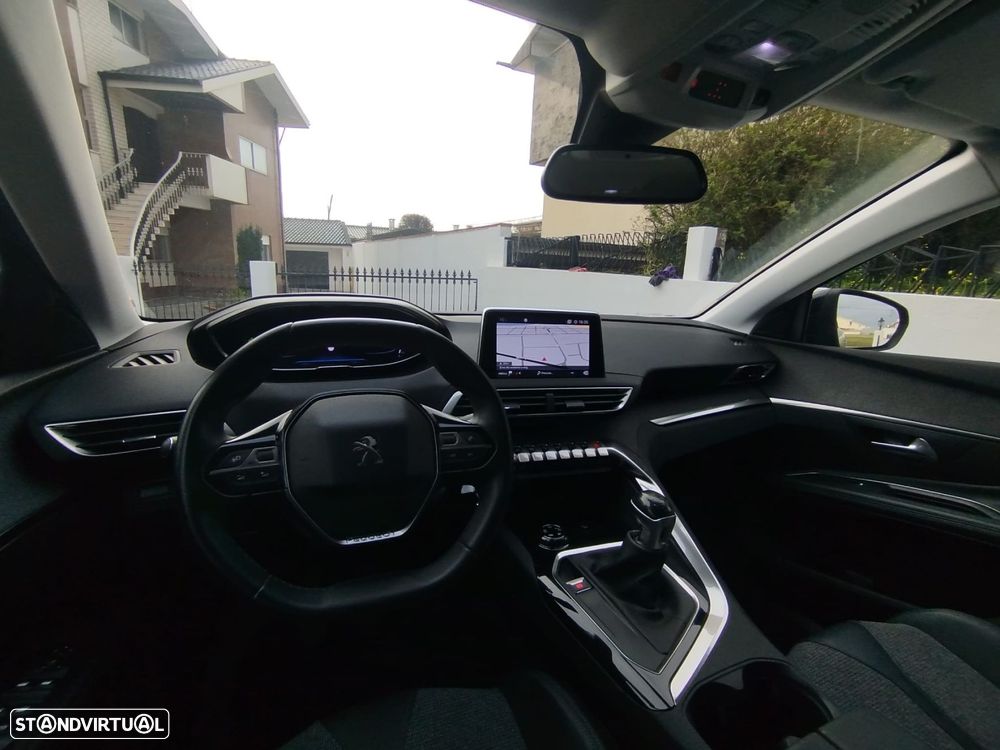 Peugeot 5008 1.2 PureTech Allure Grip Control - 15