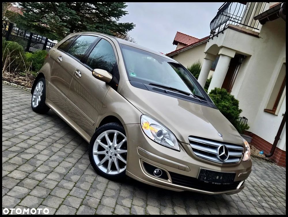Mercedes-Benz Klasa B - 1