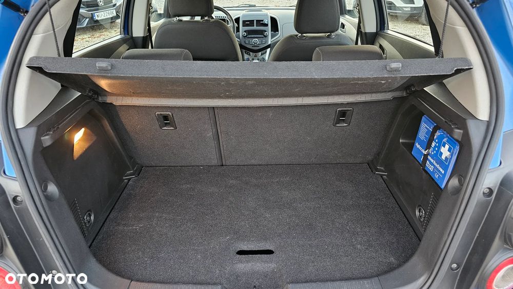 Chevrolet Aveo 1.4 16V LS Design+ - 19