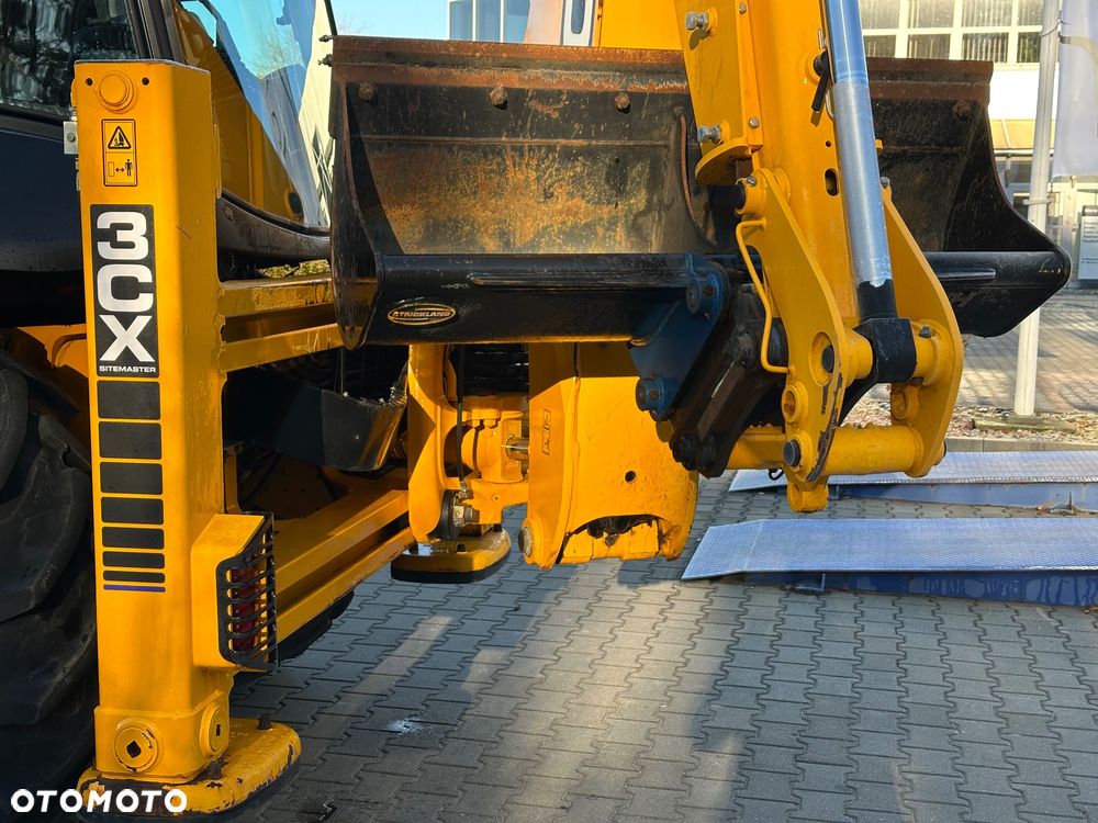 JCB 3CX PLUS 109hp Powershift + Torquelock (Contractor) - 22