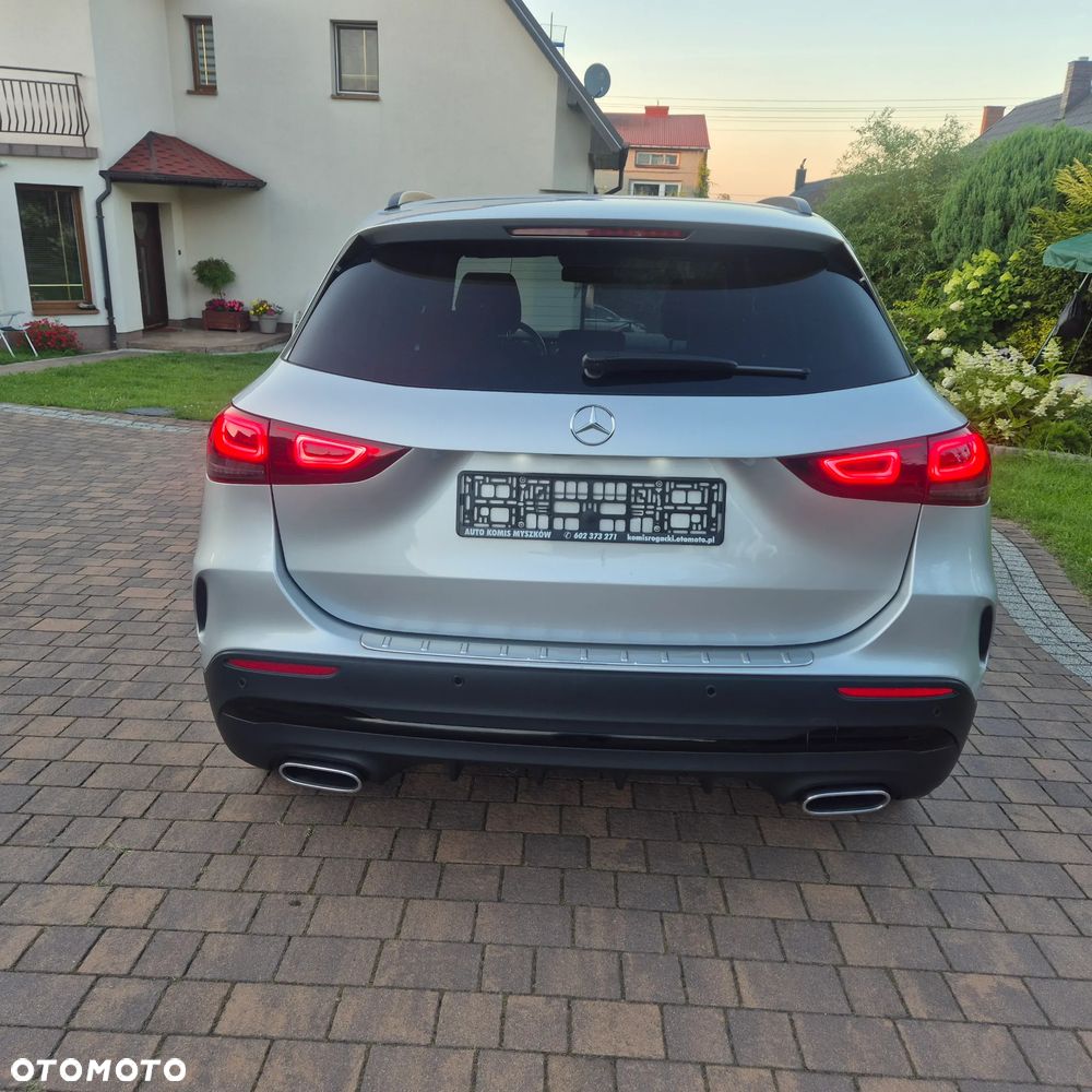 Mercedes-Benz GLA 180 d 8G-DCT AMG Line - 31