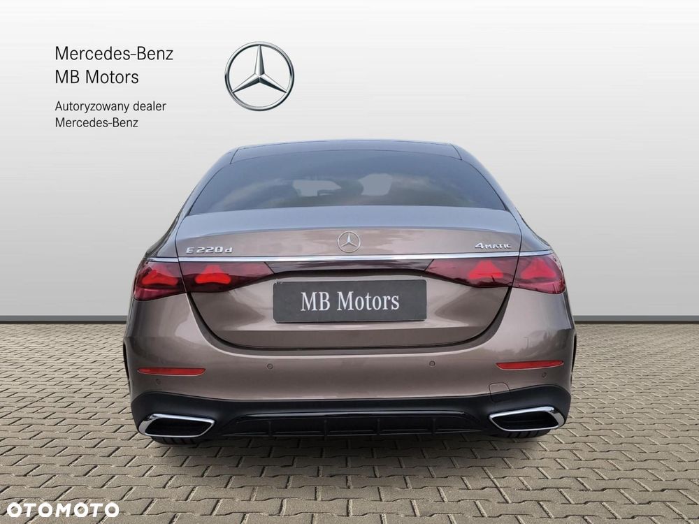 Mercedes-Benz Klasa E - 8