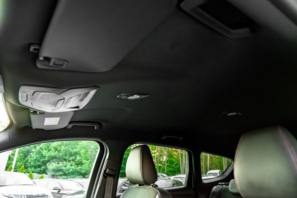 Ford Kuga 2.0 TDCi 4x4 ST-Line - 40