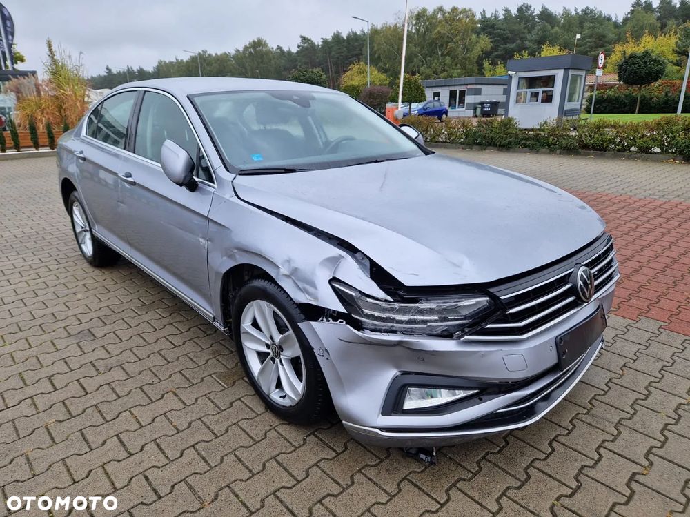 Volkswagen Passat 1.5 TSI EVO Essence DSG - 8