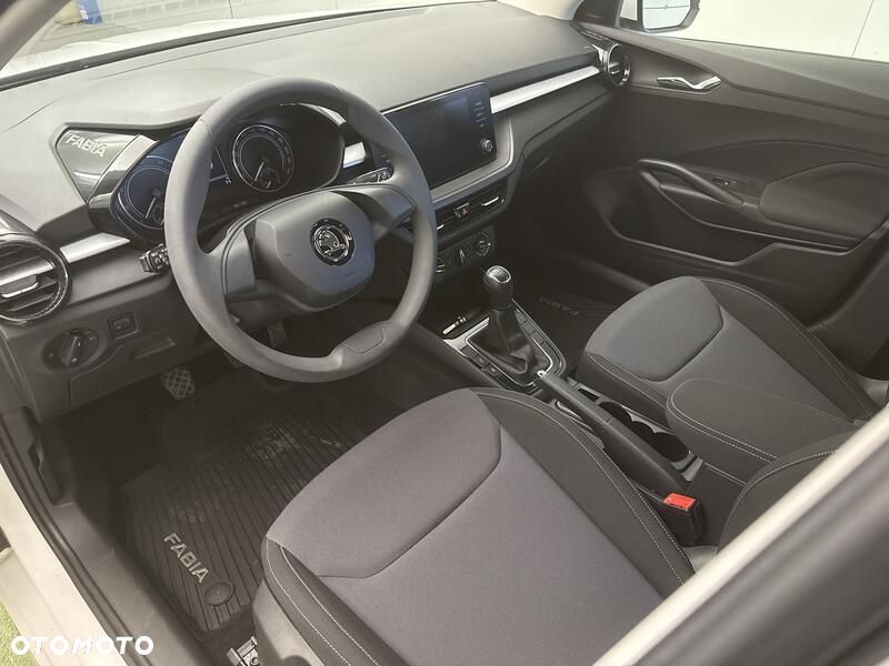 Skoda Fabia 1.0 TSI Ambition - 10