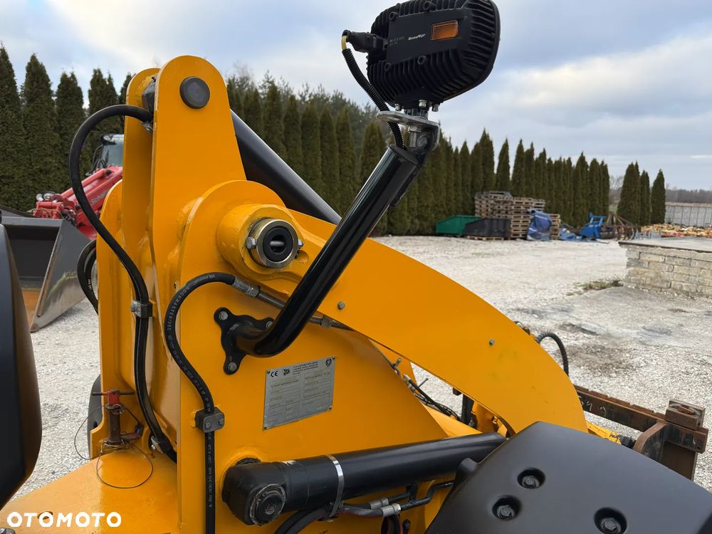 JCB 409 / JEDYNIE 2219 MTH!!! / SILNIK DEUTZ / PIĘKNIE UTRZYMANA / ORYGINAŁ / ZADBANA / SPROWADZONA Z NIEMIEC / BEZ DPF ADBLUE / SILNA / 407 408 406 60 70 M 506 509 - 26