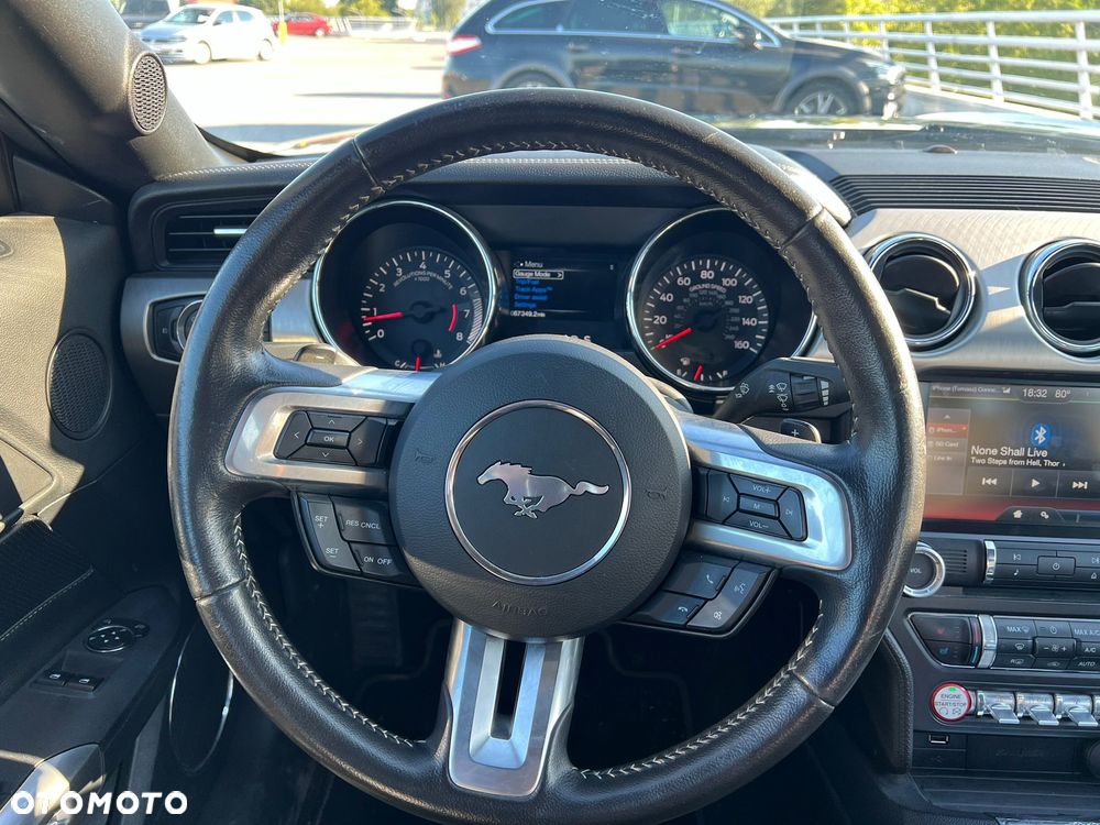 Ford Mustang - 9