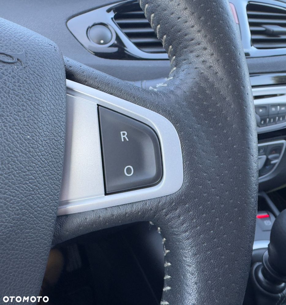 Renault Scenic dCi 130 FAP Bose Edition - 32