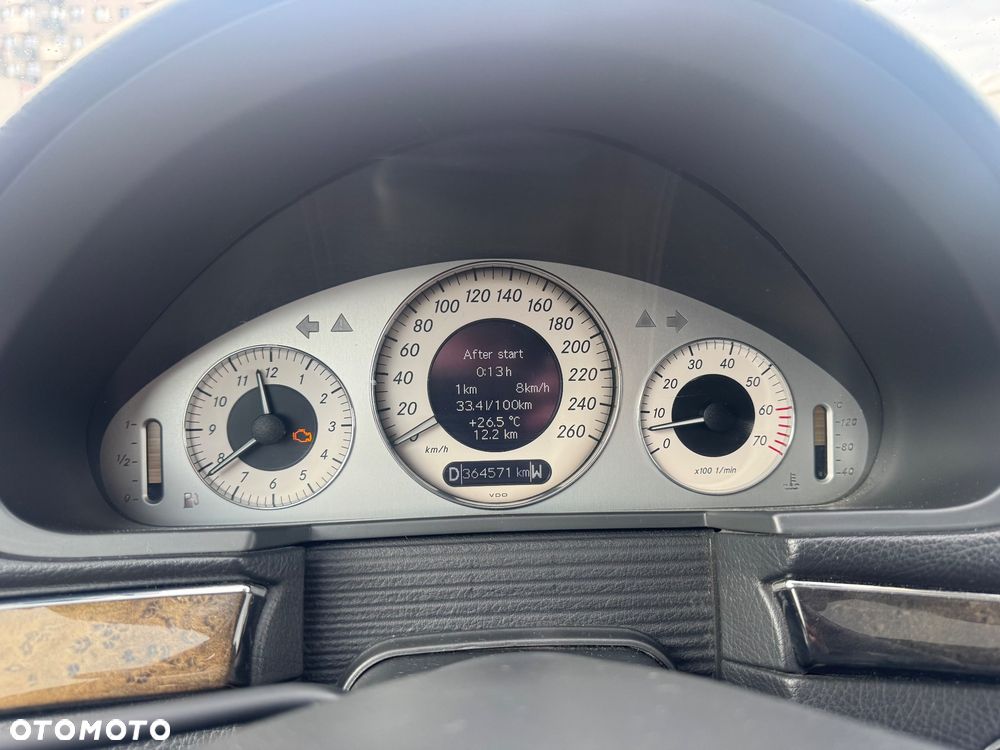 Mercedes-Benz Klasa E 500 T Avantgarde - 14